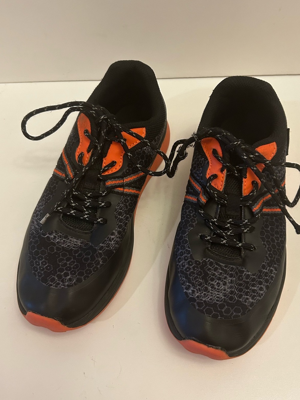 Size 5/ Boys Merrell Snova All Weather Sneakers